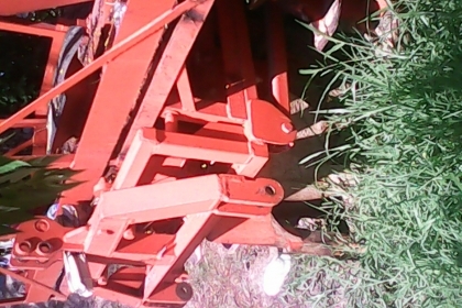 ขายเครื่องปลูกอ้อยสภาพดี ขายเครื่องปลูกอ้อยสภาพดี