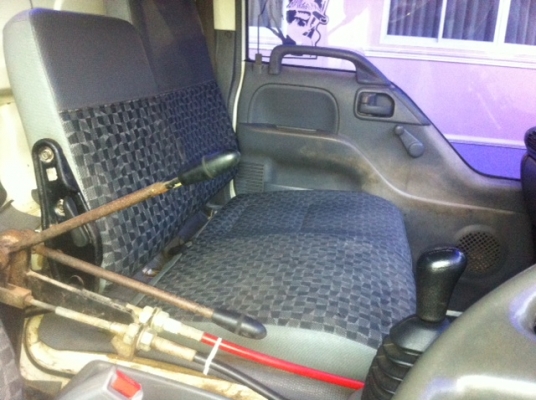 ขายรถ 6ล้อดั้ม ISUZU NPR 130 HP ( TURBO ) ปี 2550