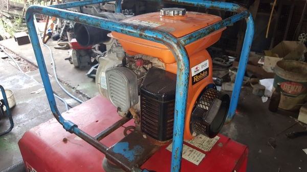 ปั้มน้ำ 5 แรง โรบิน 3 x 3 นี้ว