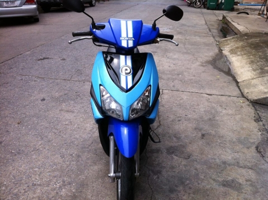 Click  ปี 50 รถบ้าน สีน้ำเงิน ดำ เครื่องเดิมๆ  เอกสารครบ ทดลองขับได้ทุกวัน โทร. 02-9165022,099-0812003