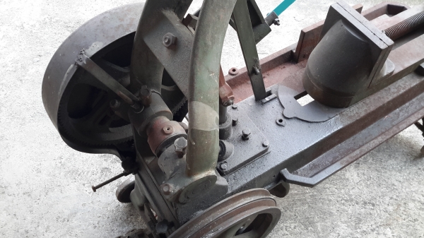 เครื่องตัดเหล็ก HERO 16 นิ้ว