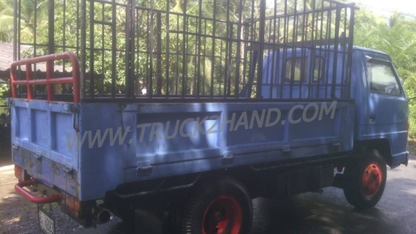 รถบรรทุก 6 ล้อ NISSAN รุ่น MH40 ปีจดทะเบียน 2539 100 แรงม้า เครื่องเดิมๆ