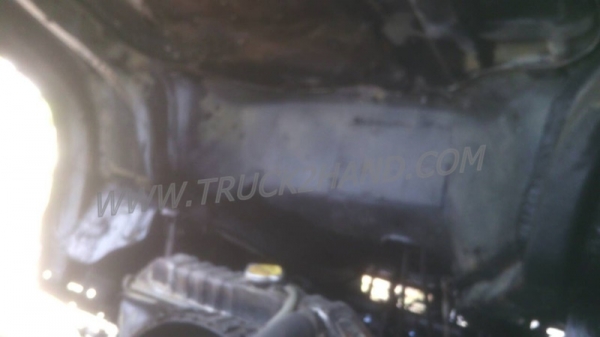 รถบรรทุก 6 ล้อ NISSAN รุ่น MH40 ปีจดทะเบียน 2539 100 แรงม้า เครื่องเดิมๆ