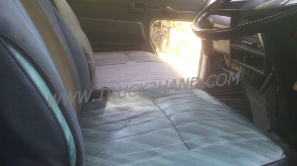 รถบรรทุก 6 ล้อ NISSAN รุ่น MH40 ปีจดทะเบียน 2539 100 แรงม้า เครื่องเดิมๆ