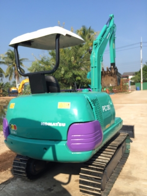 ขาย KOMATSU PC 30-7 เก่าญี่ปุ่น  สภาพสวย  ตรวจเช็คระบบเรียบร้อย  พร้อมใช้   สนใจโทร 089-7462641  สุวรรณี  เผ่าพงศ์ษา