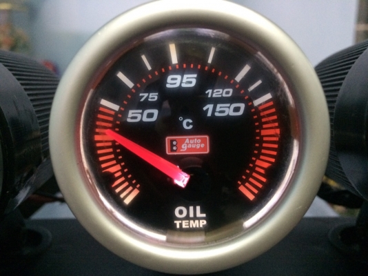 ชุดเกจวัด2นิ้ว AUTOGAUGE แท้ ญี่ปุ่น มีVOLTS OIL TEMP WATER TEMP มือ2 ญี่ปุ่น