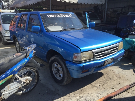 ขายรถยนต์อีซูซุคามีโอ เครื่องมังกร 90 แรงม้า  เกียร์ธรรมดา พร้ พร้อมใช้งานพร้อมทะเบียน สนใจติดต่อ สนใจติดต่อ 0968858213 โก้