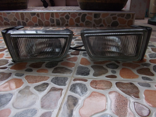 ไฟตัดหมอก NISSAN A32