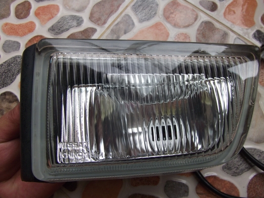 ไฟตัดหมอก NISSAN A32