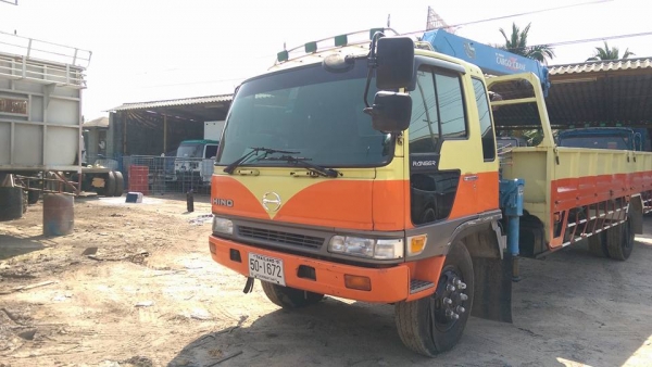 6ล้อ ติดเครน 4.5 ตัน เครื่อง 210 jo8c กระบะยาว 7 เมตรยางเต็ม 6 เส้น พร้อมทำงาน