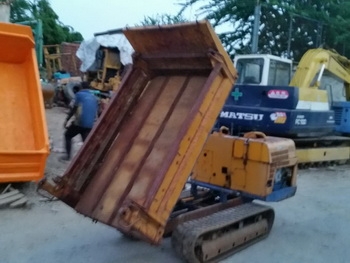 รถบรรทุกตีนตะขาบ KUBOTA เครื่องดีเชล แทร็กยาง ยกดั้มได้ครับ เก่าญี่ปุ่นแท้ ชมวีดีโอได้ครับ