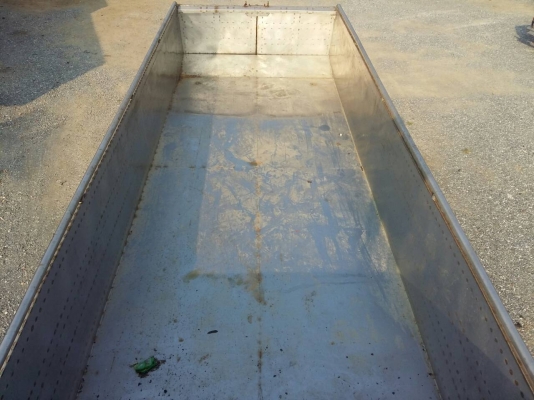 ขายรถ MITSUBISHI FK457 ปี43 ดั้ม เครื่อง 6D16 195แรงม้า เครื่องดี คัสซีสวย FK457-TL........ พวงมาลัยเพาเวอร์ เบรคทิฟฟี่ เพาบุ๋ม กระบะดั้มสแตนเลส ช่วงล้อ 5.60 เมตร กระบะ ยาว 6 เมตร กว้าง 2.40 เมตร เอกสารพร้อมโอน ราคา.380,000 บาท ต่อรอง โทร.080-108-5007 บอล