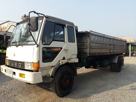 ขายรถ MITSUBISHI FK457 ปี43 ดั้ม เครื่อง 6D16 195แรงม้า เครื่องดี คัสซีสวย FK457-TL........ พวงมาลัยเพาเวอร์ เบรคทิฟฟี่ เพาบุ๋ม กระบะดั้มสแตนเลส ช่วงล้อ 5.60 เมตร กระบะ ยาว 6 เมตร กว้าง 2.40 เมตร เอกสารพร้อมโอน ราคา.380,000 บาท ต่อรอง โทร.080-108-5007 บอล