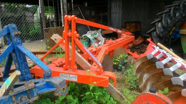 ขายอุปกรณ์ต่อพ่วงรถไถ ผาน4 สภาพดีสวยๆๆ พร้อมใช้