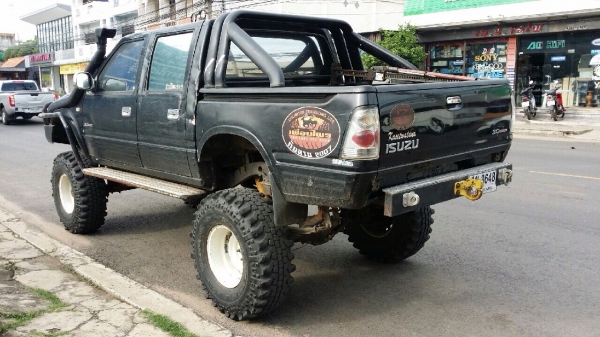 อีซูสุดราก้อนอายเครื่องเดิม2800 4 &times;4 แท้วางคาน78 พร้อมลุย แบบครบครบ