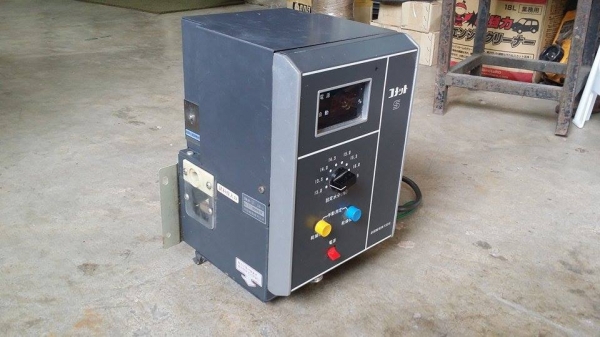 เครื่องวัดความชื้น เก่าญี่ปุ่น สภาพสวยพร้อมใช้งาน  เหมาะสำหรับใช้ในครัวเรือน ไม่เคยใช้งานในไทย