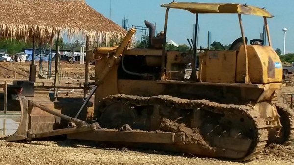 ขายรถแทร็กเตอร์ KOMUTSU D53