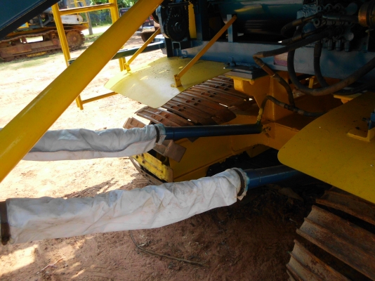 ขายรถเกี่ยวข้าวเกษตรพัฒนา ไอ้หนุ่มไวไฟปี53 อุ้ม2.5ตัน เครื่อง195เทอร์โบ ปั้มอิตั้น22 ตัวเดิน10เพลาใหญ่ รถพร้อมใช้งาน