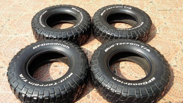 ขายครับยางลุย BF KM2 ขนาด 265/75/16 สัก 1 ชุดลองดูครับ