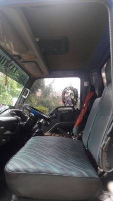 ขายๆ 570,000บ.หกล้อ อีซูซุ NQR150โบว์ ปี47ยาง8.25เรเดียล ช่วงยาว5.50ม สภาพนางฟ้าสวยกริบบางเดิมทั้งคัน