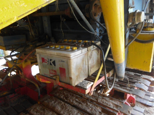 รถเกี่ยวข้าวเกษตรพัฒนา อุ้ม2ตัน เครื่องho7c ปั้ม22 ตัวเดิน10 รถขายตามสภาพ ใช้เกี่ยวข้าวทุกปี