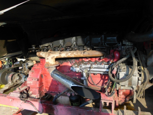 รถเกี่ยวข้าวเกษตรพัฒนา อุ้ม2ตัน เครื่องho7c ปั้ม22 ตัวเดิน10 รถขายตามสภาพ ใช้เกี่ยวข้าวทุกปี