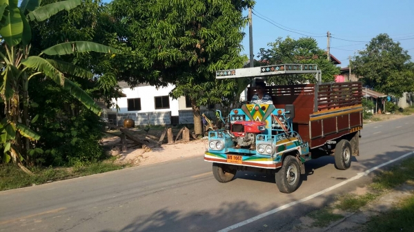 รถอิแต๋น สภาพดี มีเล่มทะเบียน เครื่อง11แรง