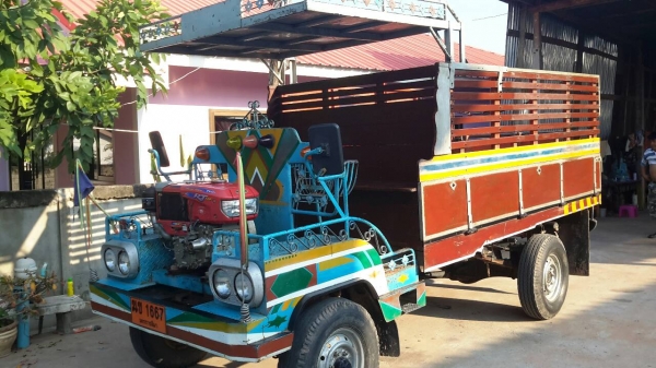 รถอิแต๋น สภาพดี มีเล่มทะเบียน เครื่อง11แรง