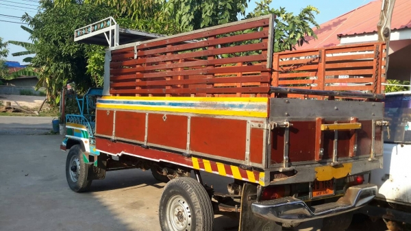 รถอิแต๋น สภาพดี มีเล่มทะเบียน เครื่อง11แรง