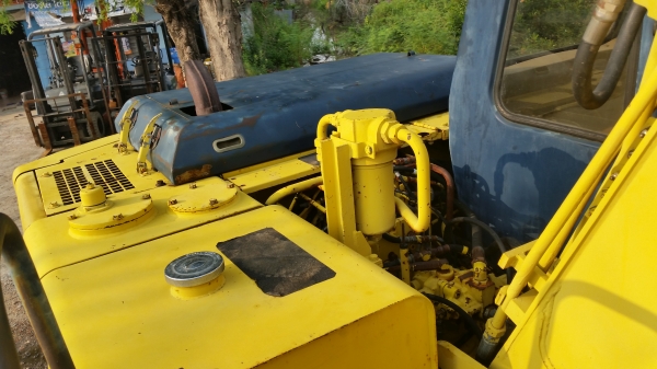 ขายด่วนรถแม็คโครKOBELCOSK120MARK///มาร์ทีชั่วโม่งทำงานน้อยมีลายหัวกระเเทก รถนอกนำเข้าไม่เคยใช้งานในเมืองไทยเลย