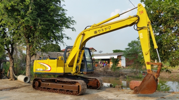 ขายด่วนรถแม็คโครKOBELCOSK120MARK///มาร์ทีชั่วโม่งทำงานน้อยมีลายหัวกระเเทก รถนอกนำเข้าไม่เคยใช้งานในเมืองไทยเลย