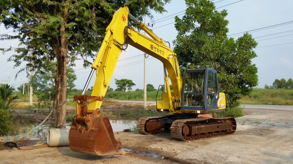 ขายด่วนรถแม็คโครKOBELCOSK120MARK///มาร์ทีชั่วโม่งทำงานน้อยมีลายหัวกระเเทก รถนอกนำเข้าไม่เคยใช้งานในเมืองไทยเลย