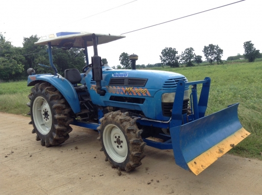 ขายครับ แชมป์MX590 พร้อมใบดันชุดใหม่ สนใจติดต่อครับ