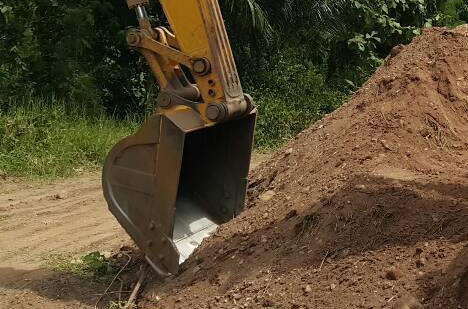 **2,300,000 บ.ต่อรอง/// แบคโฮ PC200 รุ่น 7 สวยๆ 5,xxx ชม.(5พันกว่า ชั่วโมง) **ขาย KOMATSU PC200-7 (ก่อนเป็น200-8) แบคโฮ สภาพสวยๆ ใช้งานน้อย มือเดียว ป้ายแดงๆ HYD.EXCAVATOR KOMATSU PC200-7 (รุ่นสุดท้ายก่อนเป็นPC200-8) เครื่องเดิม ปั้มเดิม ไฟฟ้าเต็ม ครบทุกจ