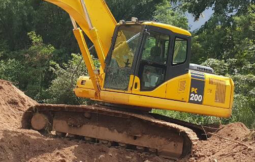 **2,300,000 บ.ต่อรอง/// แบคโฮ PC200 รุ่น 7 สวยๆ 5,xxx ชม.(5พันกว่า ชั่วโมง) **ขาย KOMATSU PC200-7 (ก่อนเป็น200-8) แบคโฮ สภาพสวยๆ ใช้งานน้อย มือเดียว ป้ายแดงๆ HYD.EXCAVATOR KOMATSU PC200-7 (รุ่นสุดท้ายก่อนเป็นPC200-8) เครื่องเดิม ปั้มเดิม ไฟฟ้าเต็ม ครบทุกจ