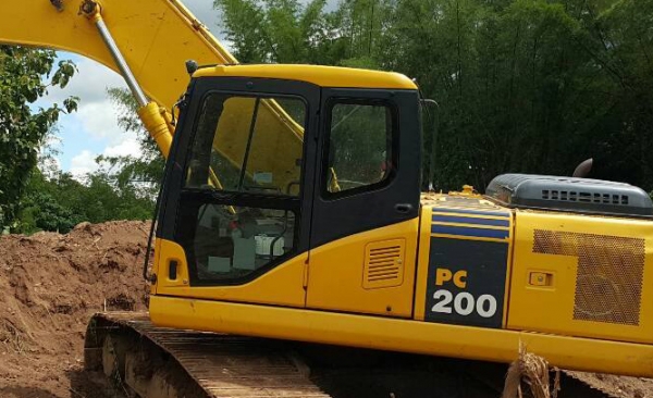 **2,300,000 บ.ต่อรอง/// แบคโฮ PC200 รุ่น 7 สวยๆ 5,xxx ชม.(5พันกว่า ชั่วโมง) **ขาย KOMATSU PC200-7 (ก่อนเป็น200-8) แบคโฮ สภาพสวยๆ ใช้งานน้อย มือเดียว ป้ายแดงๆ HYD.EXCAVATOR KOMATSU PC200-7 (รุ่นสุดท้ายก่อนเป็นPC200-8) เครื่องเดิม ปั้มเดิม ไฟฟ้าเต็ม ครบทุกจ