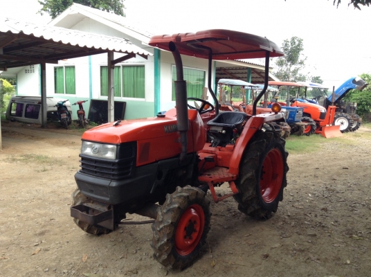 ขายครับ Kubota L2808 รถพร้อมใช้ 2เพลา สนใจโทรติดต่อครับ