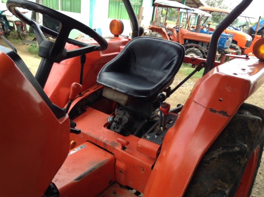 ขายครับ Kubota L2808 รถพร้อมใช้ 2เพลา สนใจโทรติดต่อครับ