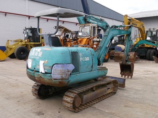 โคมัตสุ PC30-7E #28163 รถนำเข้ามาจากญี่ปุ่นนะคะ สภาพพร้อมใช้งาน จอกที่นิคมบางปะอิน อยุธยา ติดต่อ ใหม่ 061-4194022