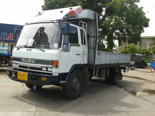 หกล้อ อีซูซุ FSR 32F195ปี38ห้างแท้ สภาพดีสวยบางเดิมทั้งคัน พร้อมใช้งาน ทะเบียนพร้อมโอน