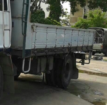 หกล้อ อีซูซุ FSR 32F195ปี38ห้างแท้ สภาพดีสวยบางเดิมทั้งคัน พร้อมใช้งาน ทะเบียนพร้อมโอน