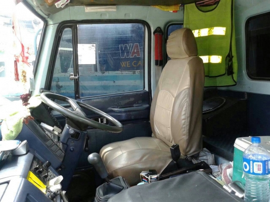 หกล้อ อีซูซุ FSR 32F195ปี38ห้างแท้ สภาพดีสวยบางเดิมทั้งคัน พร้อมใช้งาน ทะเบียนพร้อมโอน