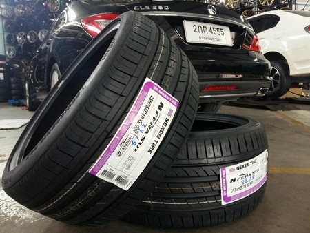 ยาง NEXEN N-FERA SU1 255/35R19 เส้นละ 6,000 บาท