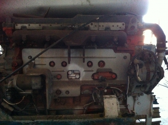 ขายรถเกี่ยวข้าว ส.ทวีอุ้ม 520000 บาท