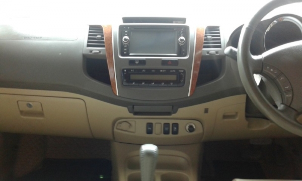 TOYOTA FOTUNER 3.0 V