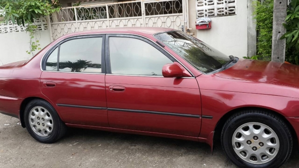ขายรถบ้านสภาพดี Toyota corolla GXI สามห่วง  เครื่อง 1600 cc สีแดง