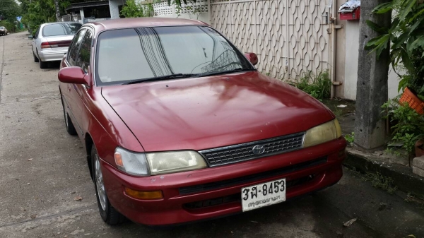 ขายรถบ้านสภาพดี Toyota corolla GXI สามห่วง  เครื่อง 1600 cc สีแดง