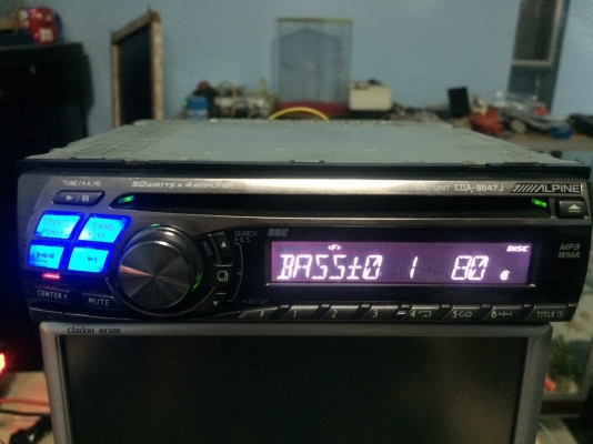 Alpine CDA-9847J MP3-RW CD-RW ปรีเอ้า2ชุด คุมกล่องCD สภาพสวย มือ2 ญี่ปุ่น Alpine CDA-9847J MP3-RW CD-RW ปรีเอ้า2ชุด คุมกล่องCD สภาพสวย มือ2 ญี่ปุ่น