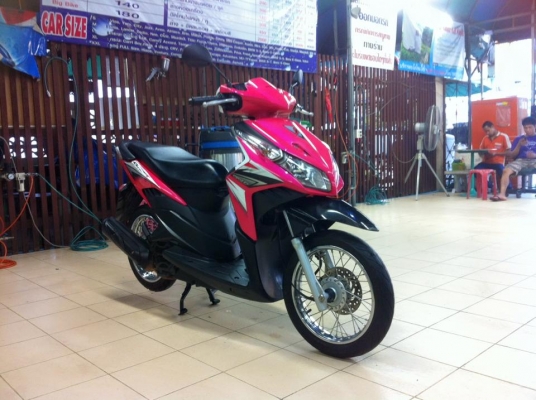 ขออนุญาติขาย Honda Click 110i ตัวใหม่ รุ่นไมล์ขาว  ฟรีค่าโอน