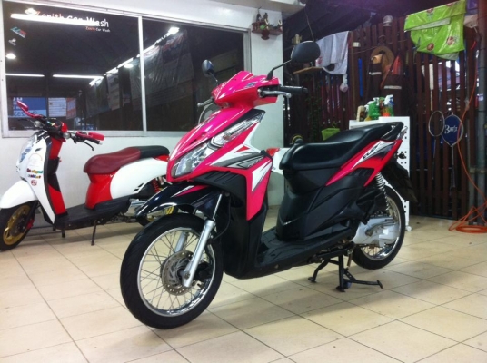 ขออนุญาติขาย Honda Click 110i ตัวใหม่ รุ่นไมล์ขาว ฟรีค่าโอน ขออนุญาติขาย Honda Click 110i ตัวใหม่ รุ่นไมล์ขาว ฟรีค่าโอน